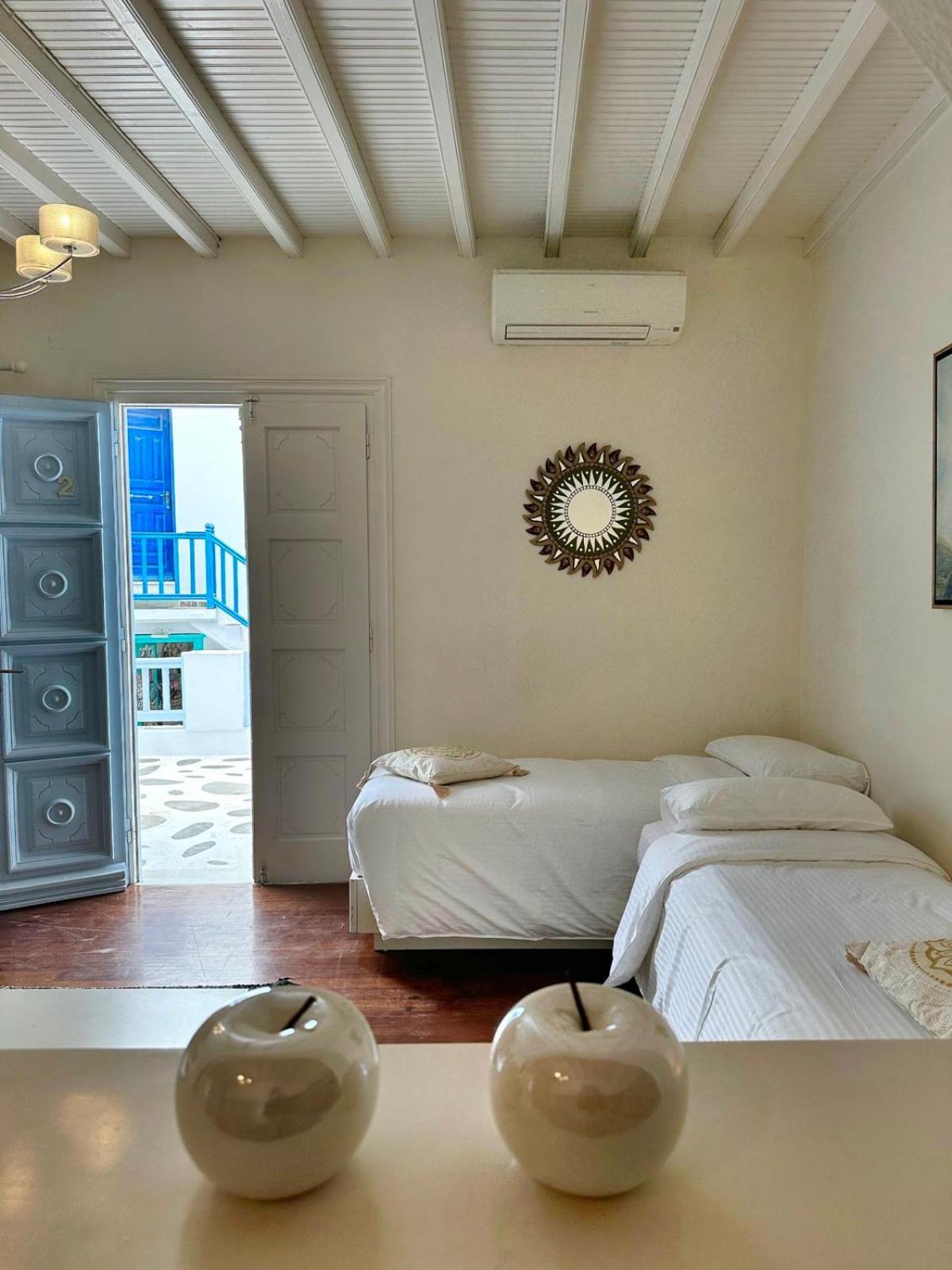Le Coq Apartments Mykonos Town Exterior foto